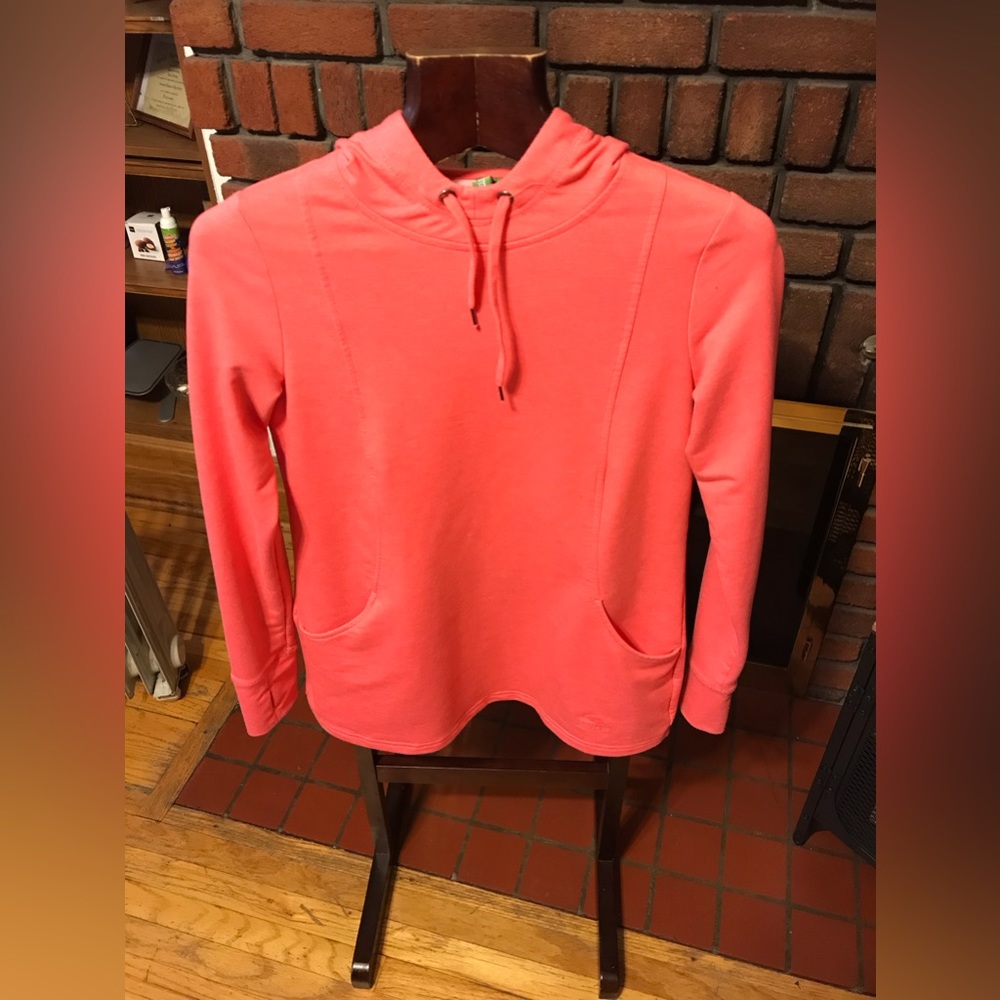 Roots longer hoodie size M in great condition